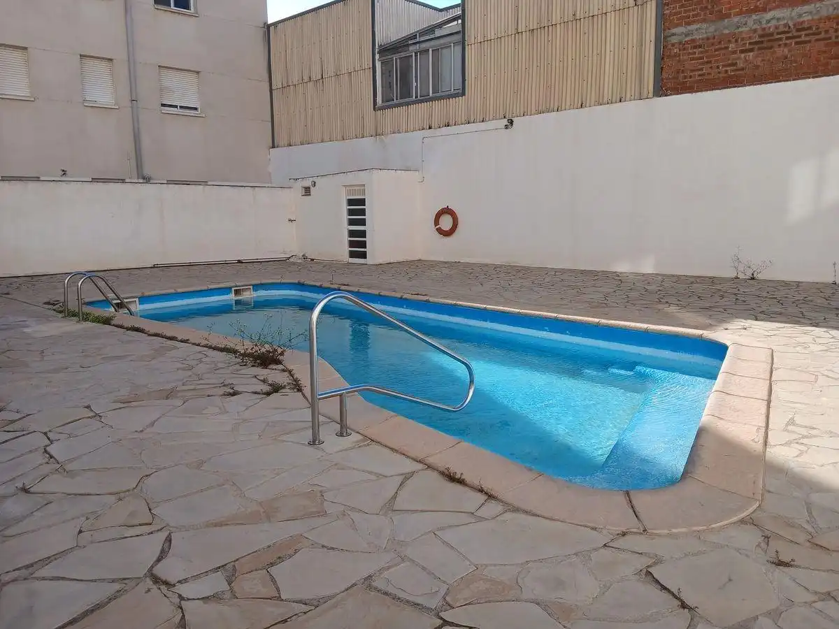 Piscina de Pis en venda en Amposta amb Aire condicionat, Terrassa i Traster