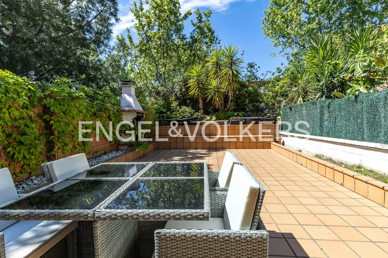 Terrace of Houses for sale in Badalona  with Air Conditioner, Heating and Private garden