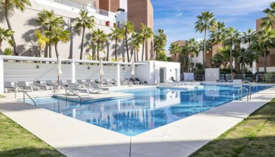 Foto 1 de Apartament de lloguer a Los Arqueros - Puerto del Almendro, Málaga