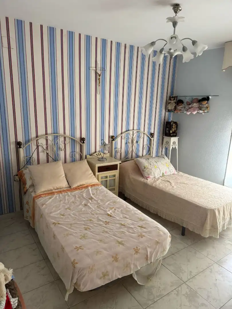 Habitación de Casa o chalet en venta en Melilla con Aire acondicionado, Terraza y Trastero