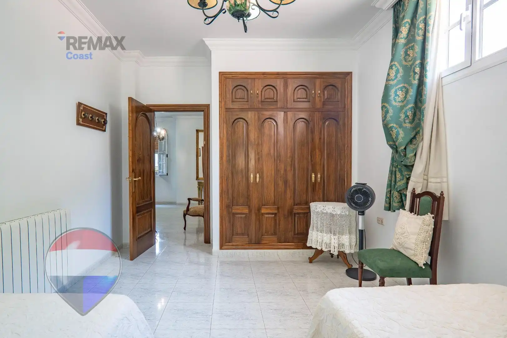 Bedroom of Houses for sale in Cuevas Bajas  with Heating, Private garden and Swimming Pool