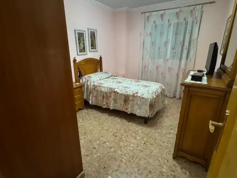 Habitación de Piso en venta en Sagunto / Sagunt con Terraza y Balcón