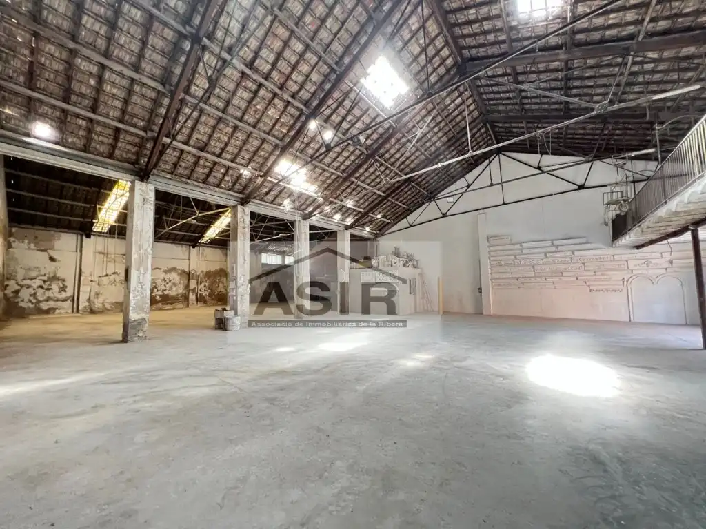 Exterior view of Industrial buildings for rent in Alzira