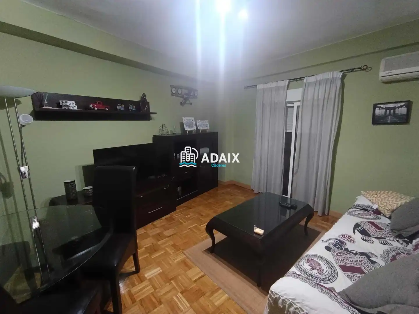 Sala de estar de Piso en venta en Cáceres con Aire acondicionado, Calefacción y Terraza