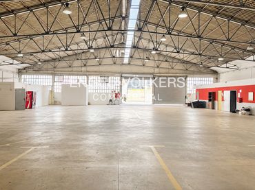 Nave industrial en alquiler en Sud