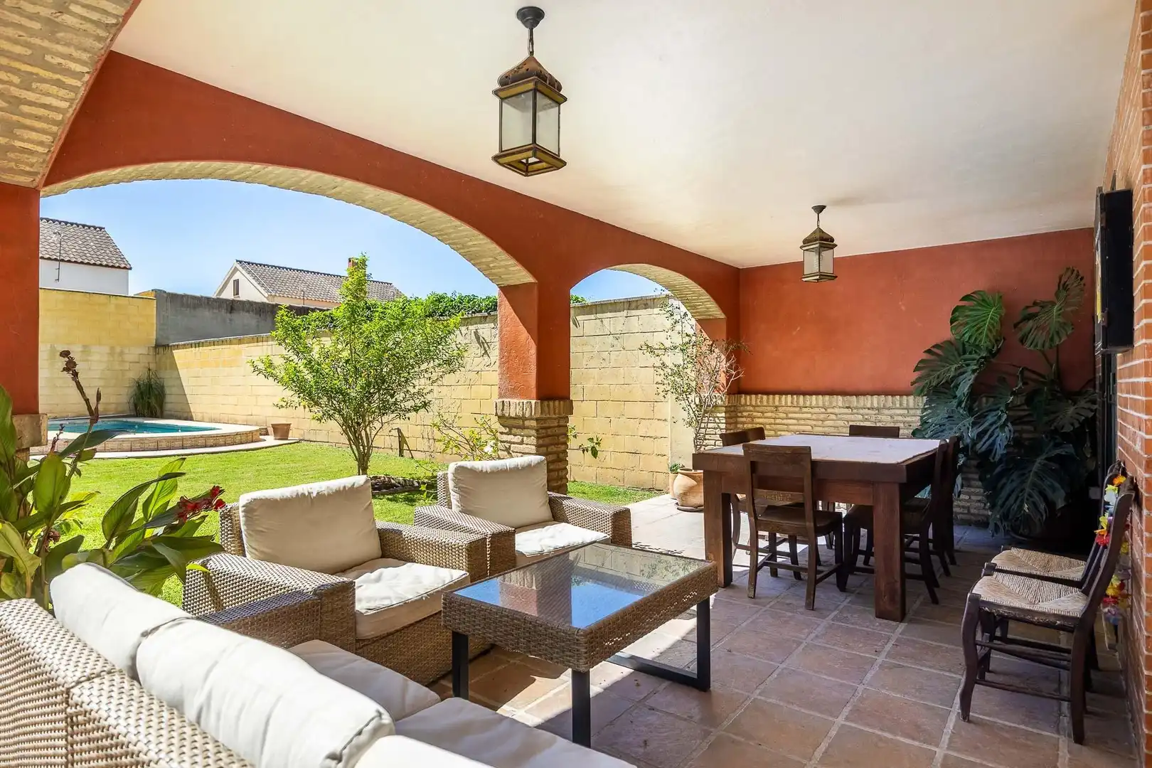 Terraza de Casa adosada en venta en Almensilla con Aire acondicionado, Calefacción y Jardín privado