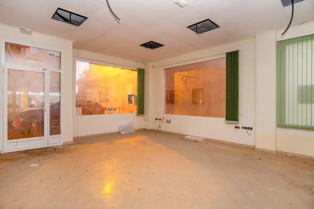 Local en venta en Murcia