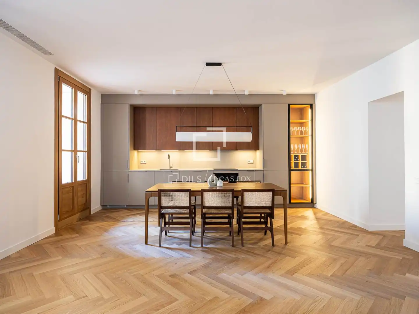 Piso con terraza en venta en Ciutat Vella, imagen 2