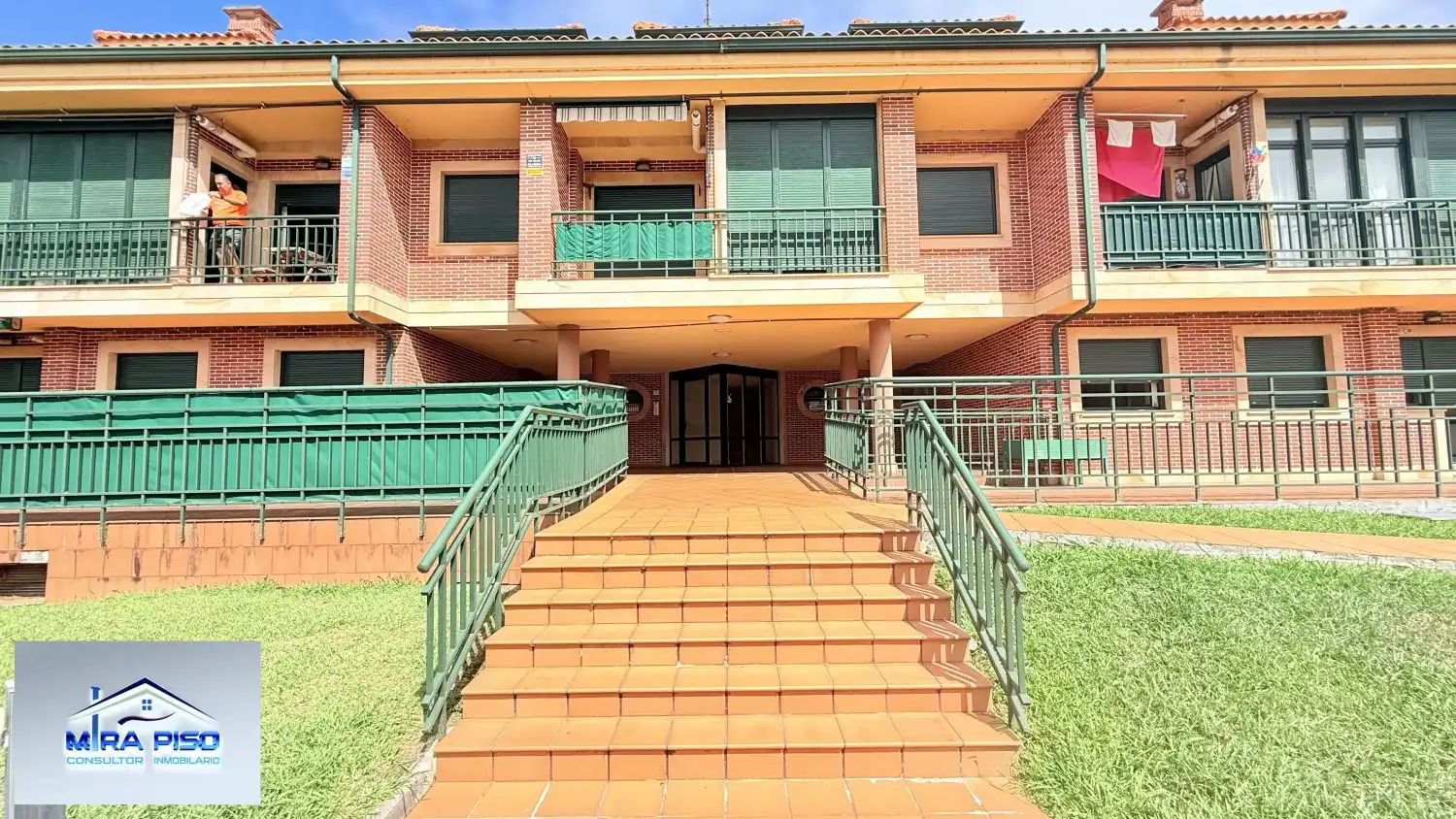 Vista exterior de Dúplex en venta en Argoños  con Calefacción, Terraza y Trastero