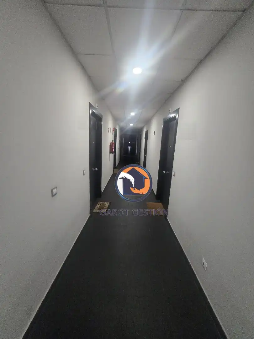 Loft zum Verkauf in Guadalajara mit Klimaanlage, Heizung und Ofen