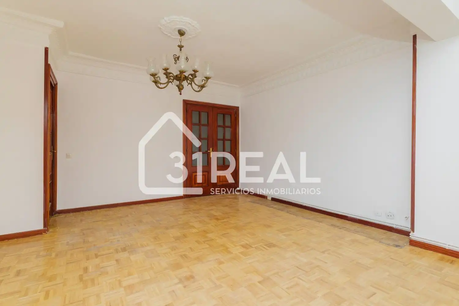 Sala de estar de Piso en venta en Madrid con Calefacción, Jardín privado y Parquet