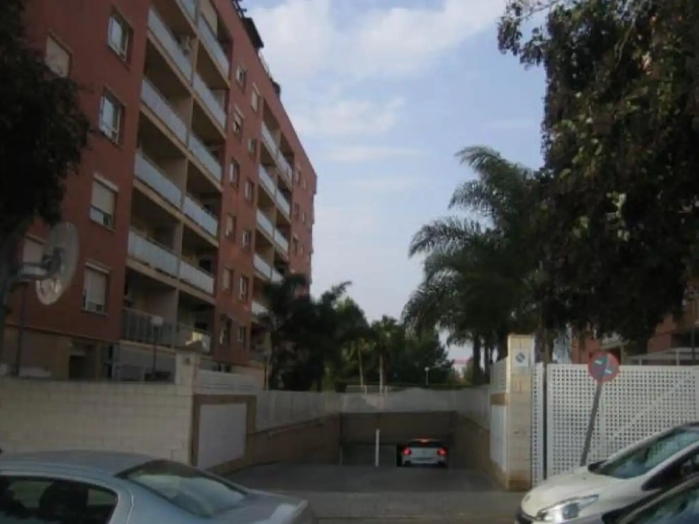 Vista exterior de Piso en venta en Paterna