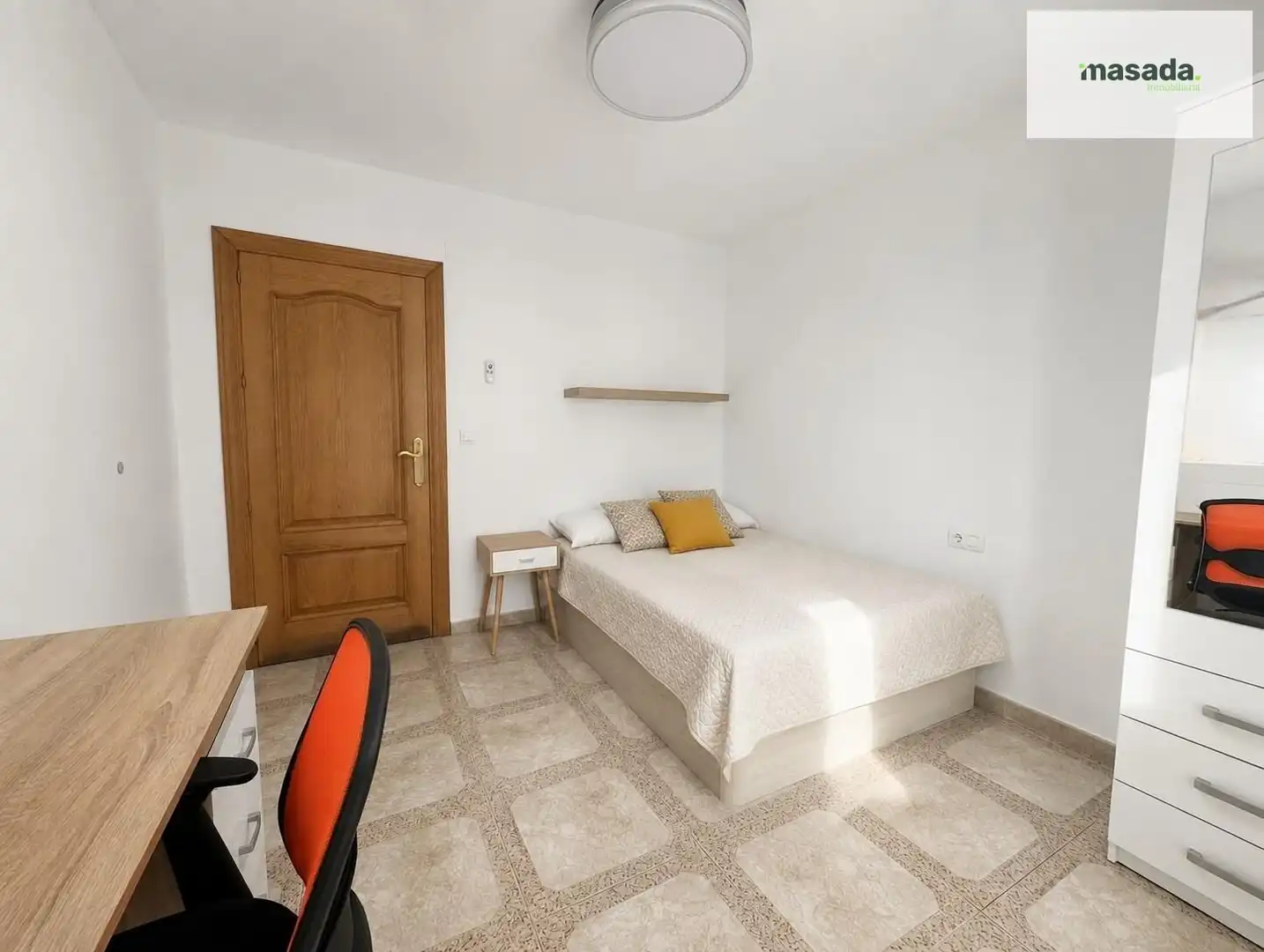 Bedroom of Flat for rent in Granada  with Furnished and Balcony