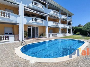 Apartament amb ascensor en venda a Josep Tarradellas 2