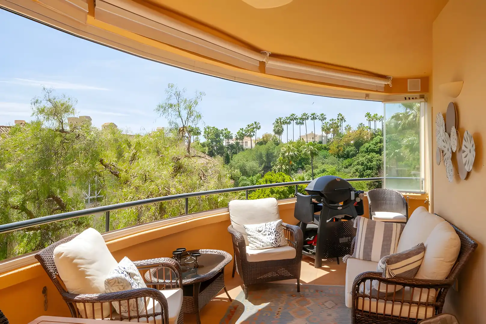 Apartment with pool for sale in Elviria - Cabopino, imagen 14