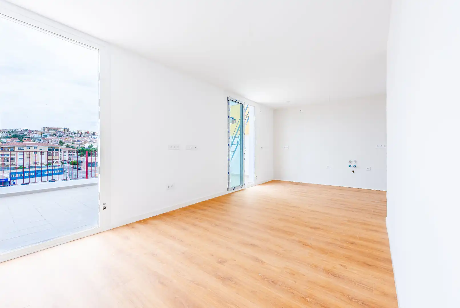 Dormitori de Àtic en venda en Vélez-Málaga amb Aire condicionat, Parquet i Terrassa
