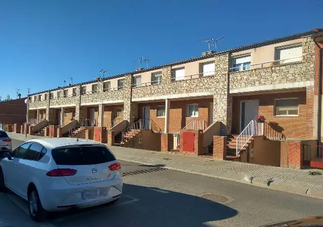 Vista exterior de Pis en venda en Agramunt