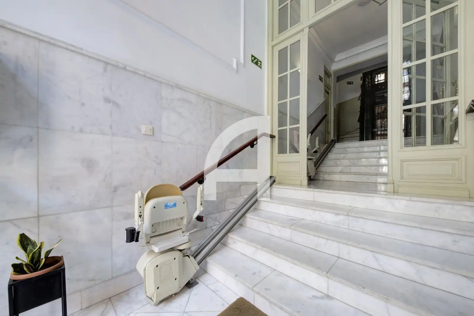 Wohnung zum Verkauf in Madrid mit Klimaanlage, Heizung und Terrasse