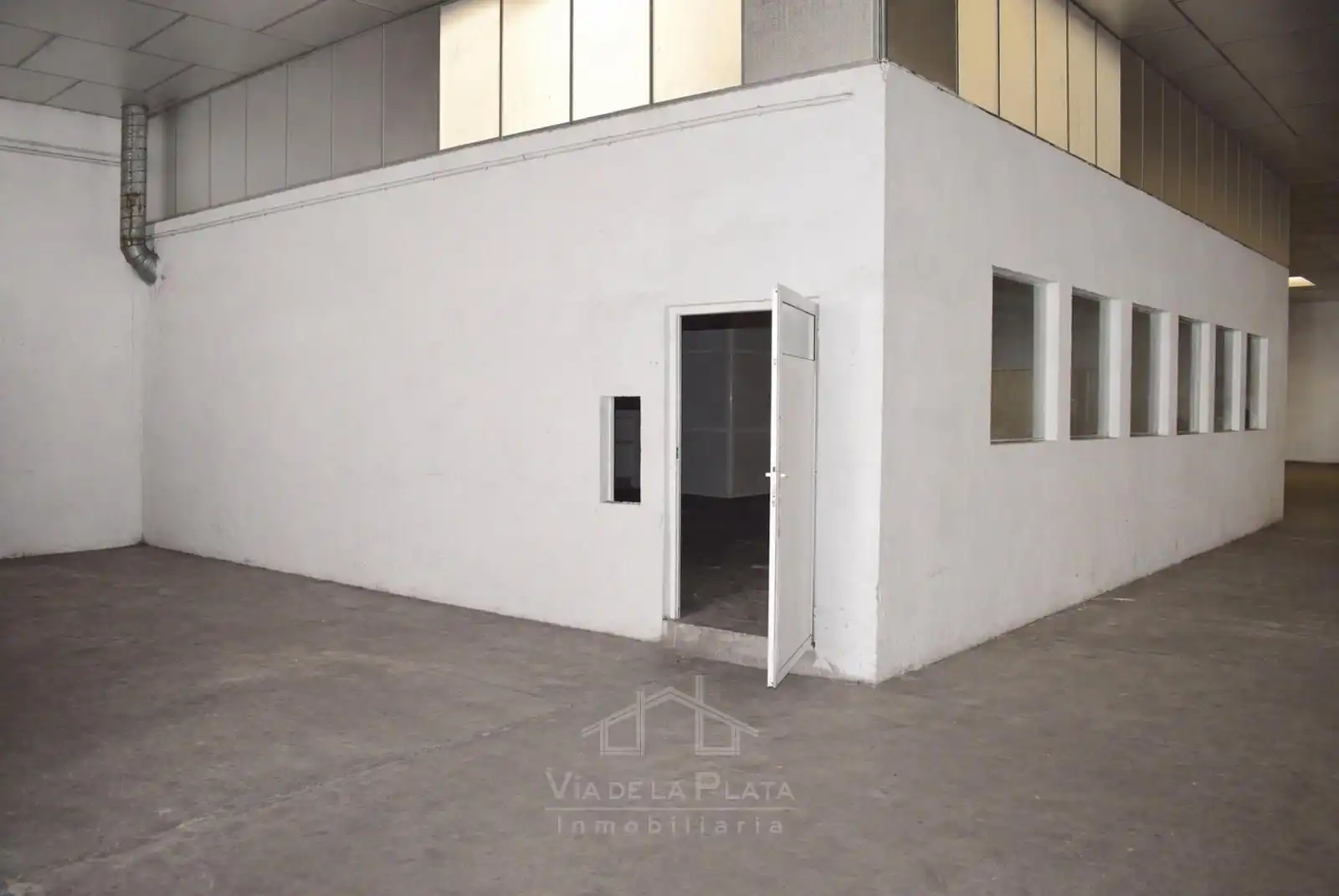 Industrial building for sale in Villares de la Reina, imagen 12