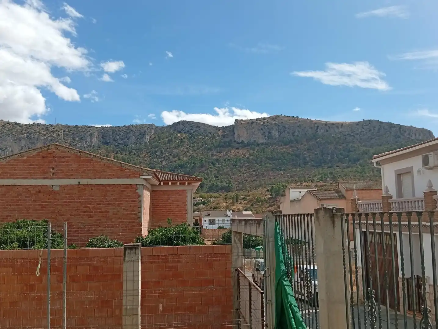 Vista exterior de Casa o xalet en venda en Cuevas de San Marcos amb Terrassa, Traster i Piscina