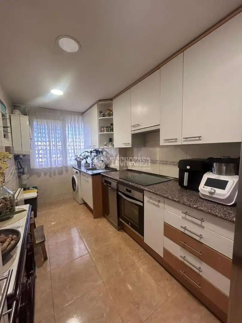 Cocina de Piso en venta en Valdemoro con Aire acondicionado y Calefacción