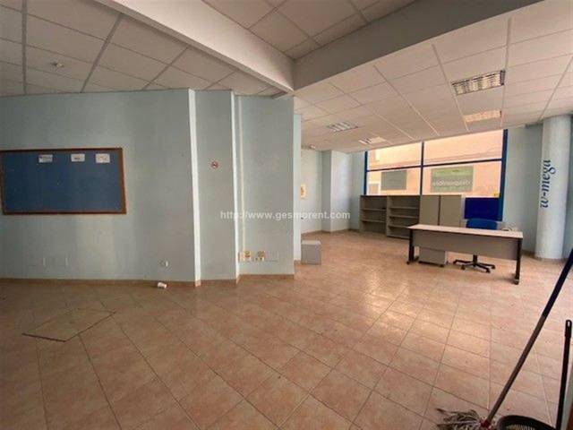 Local comercial en Alquiler en Sa Pobla