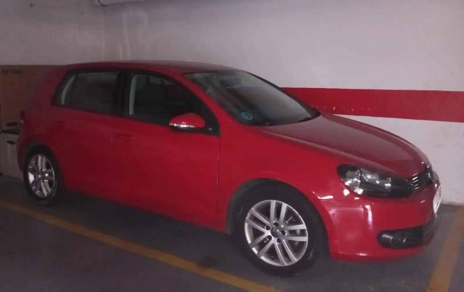 Parking de Ático en venta en Tomares con Terraza y Piscina comunitaria