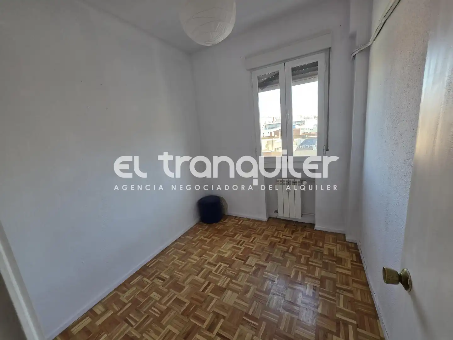 Bedroom of Flat for rent in Madrid  with Air Conditioner, Parquet flooring and Terrace