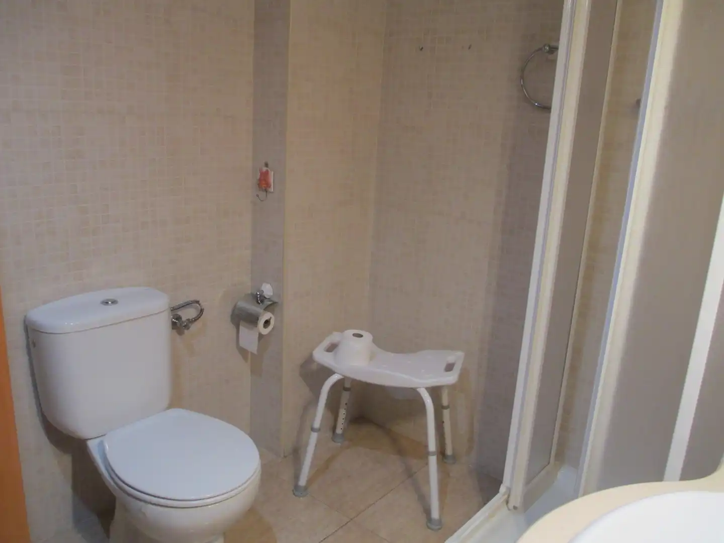 Baño de Piso en venta en Sant Celoni con Calefacción, Trastero y Amueblado
