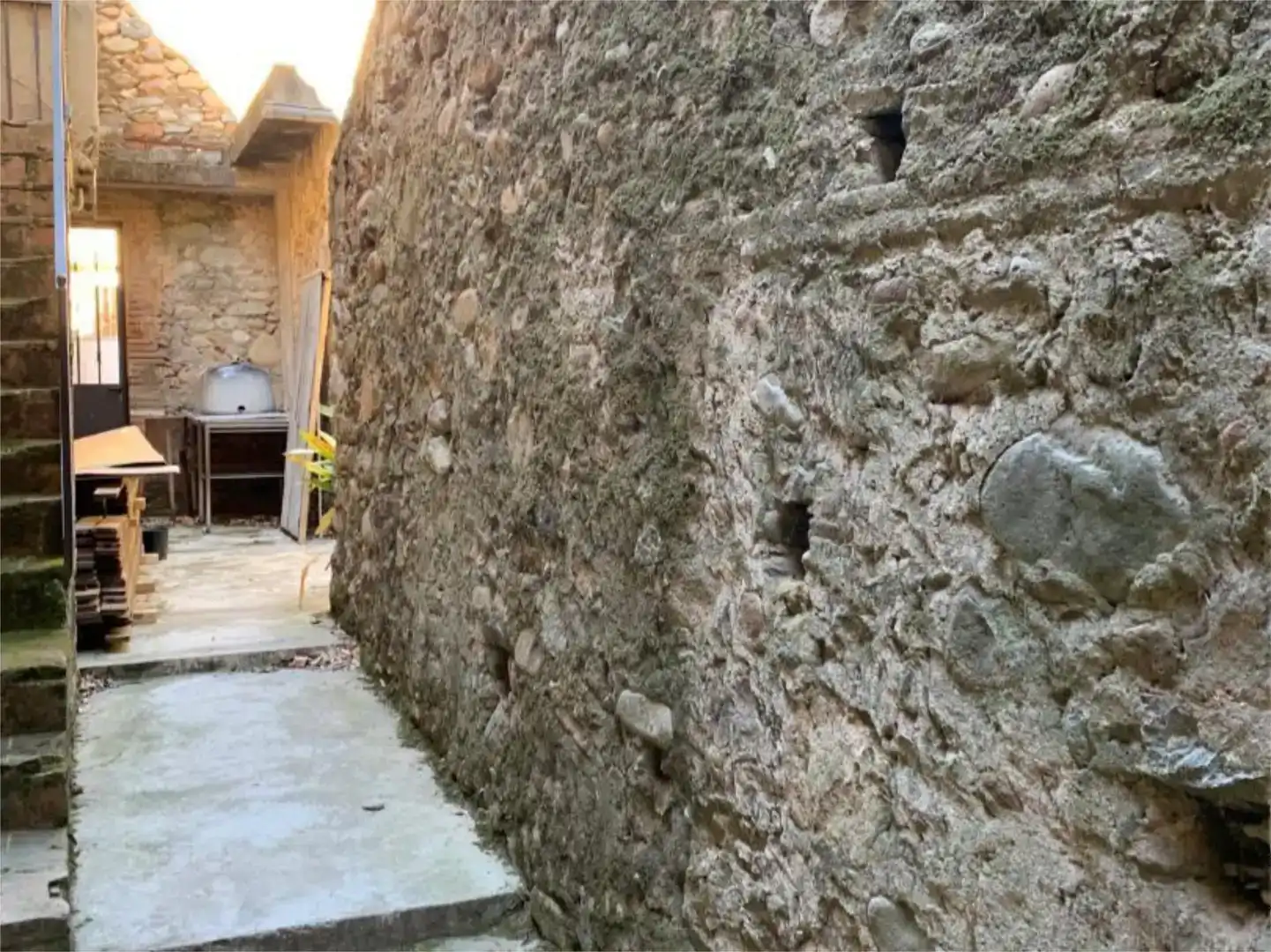 Vista exterior de Finca rústica en venda en Bescanó amb Aire condicionat i Balcó