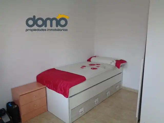 Habitación de Piso para compartir en Almería con Aire acondicionado, Amueblado y Horno