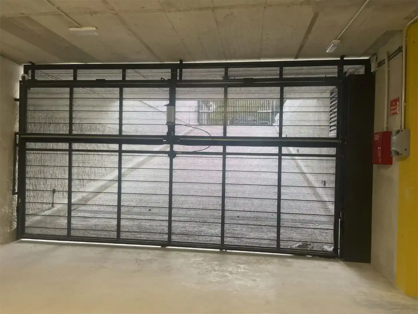 Parking de Piso en venta en Vilanova i la Geltrú con Aire acondicionado y Piscina