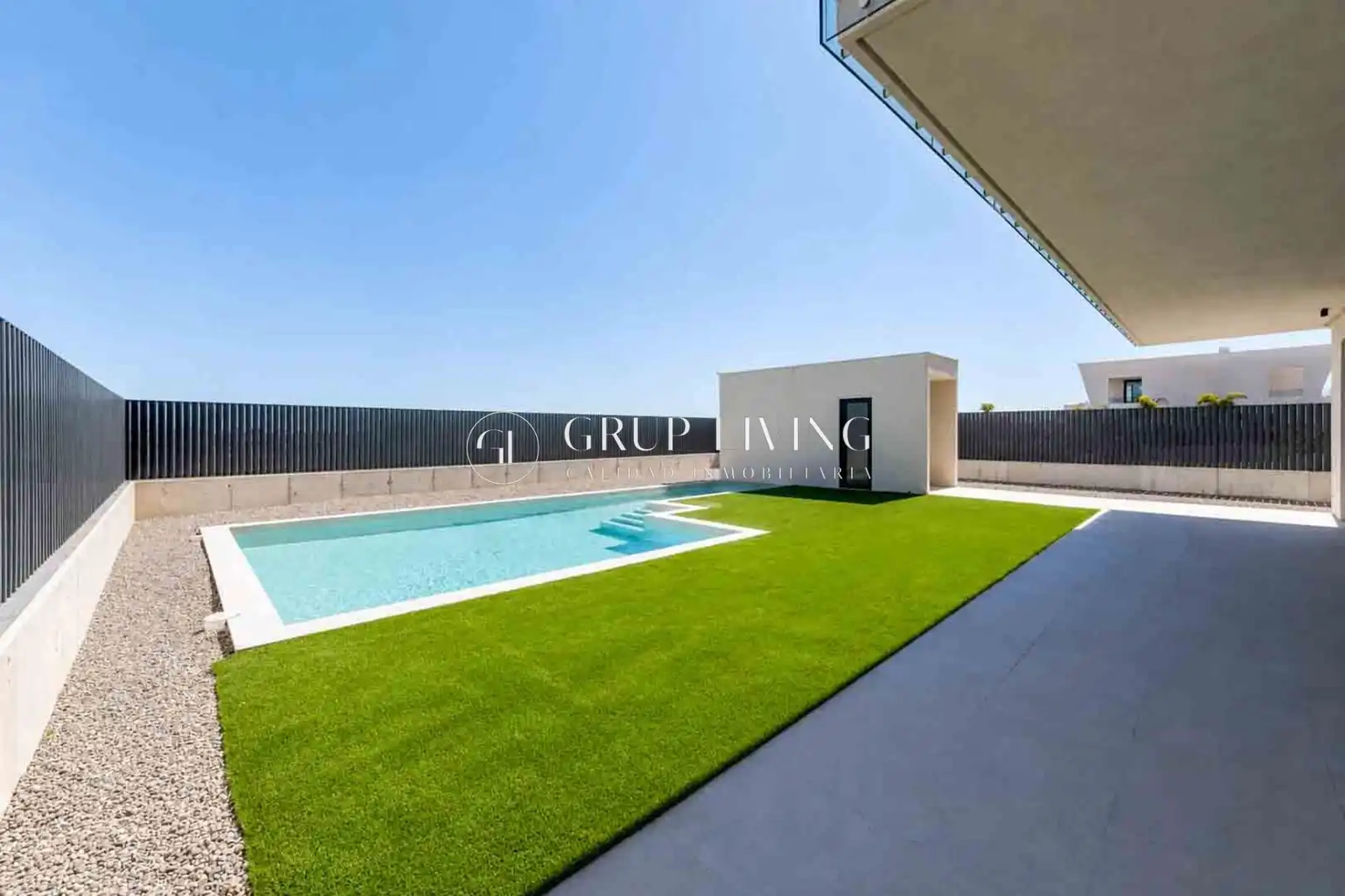 Piscina de Casa o chalet en venta en Sitges con Aire acondicionado, Calefacción y Jardín privado
