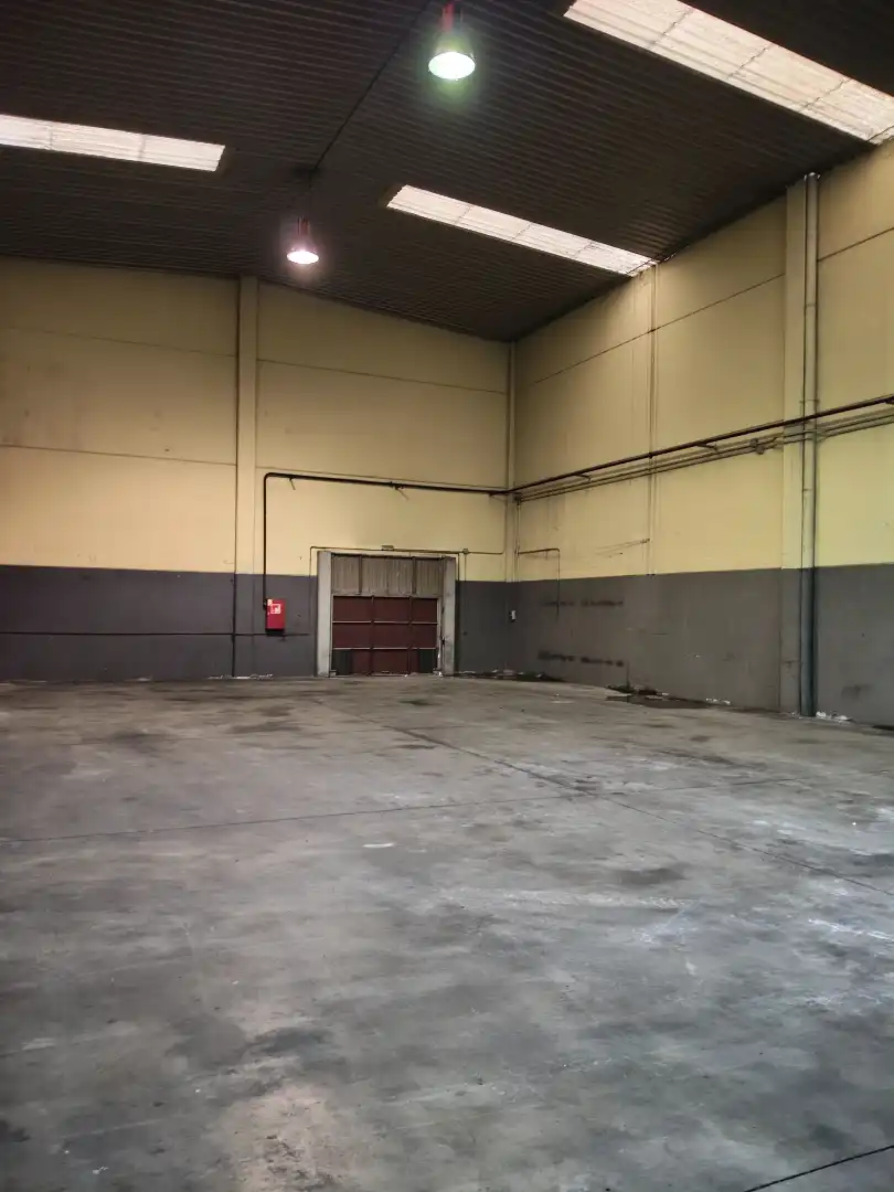 Industriegebäude zur Miete in Zona industrial, imagen 4