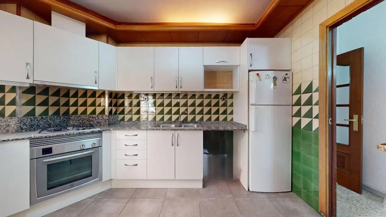 Appartamento con terrazza in vendita a Carrer de Latorre, imagen 23