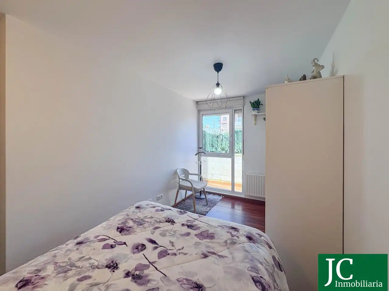 Habitación de Planta baja en venta en Bárcena de Cicero con Calefacción, Jardín privado y Terraza