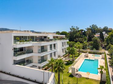 Pis amb ascensor en venda a Elviria - Cabopino
