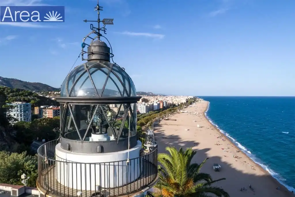 Vista exterior de Piso en venta en Calella con Terraza y Balcón
