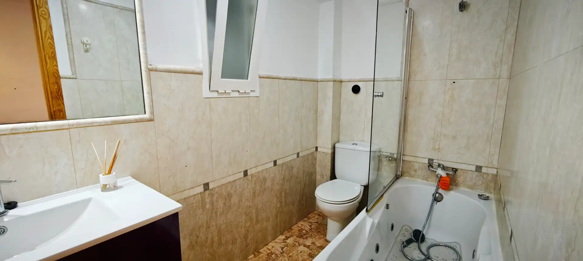 Baño de Piso en venta en  Palma de Mallorca con Aire acondicionado y Balcón