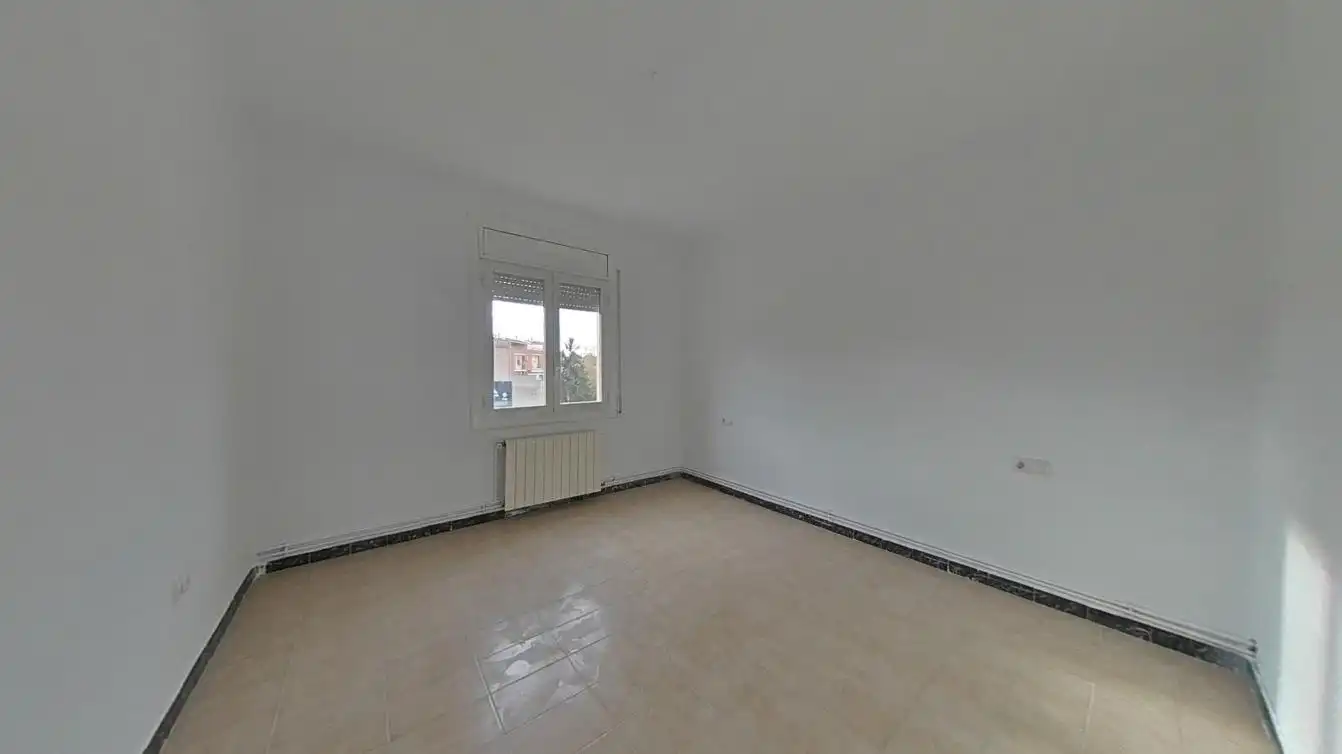 Bedroom of Flat for sale in Manresa  with Heating