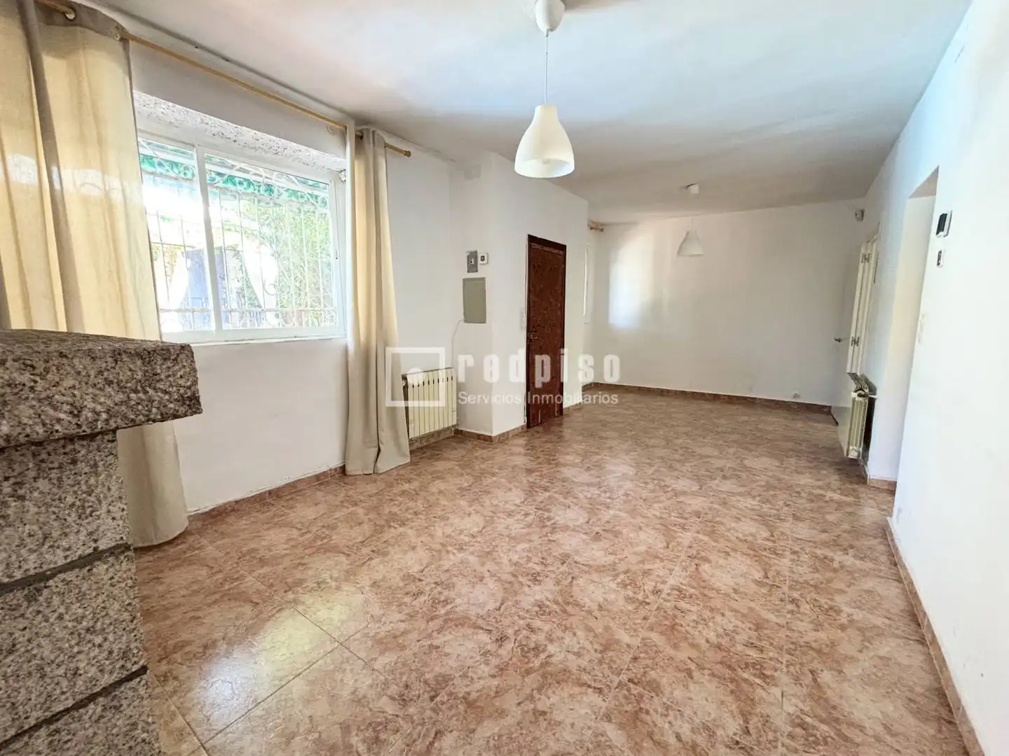 Sala d'estar de Casa o xalet de lloguer en Colmenar Viejo amb Calefacció, Terrassa i Alarma