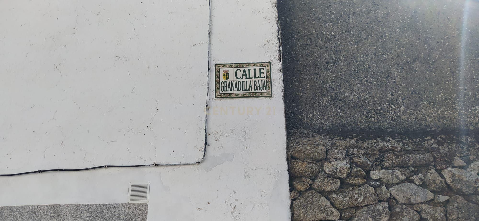 Vista exterior de Casa o xalet en venda en Montánchez amb Traster