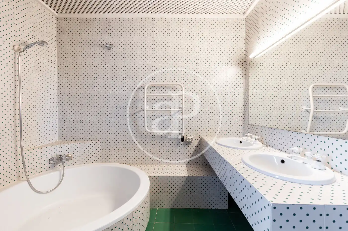 Baño de Casa o chalet en venta en Sant Cugat del Vallès con Calefacción, Jardín privado y Terraza
