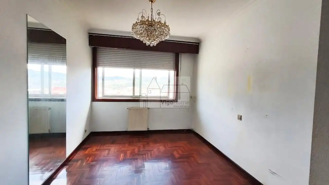 Bedroom of Flat for sale in Vigo   with Heating and Storage room
