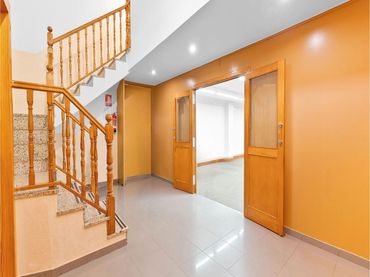 Local comercial en venda a Carrer Rocabertí 35