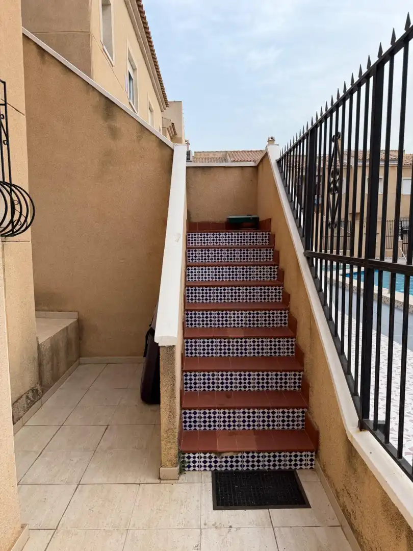 Terraza de Apartamento en venta en Torrevieja con Aire acondicionado, Balcón y Piscina comunitaria