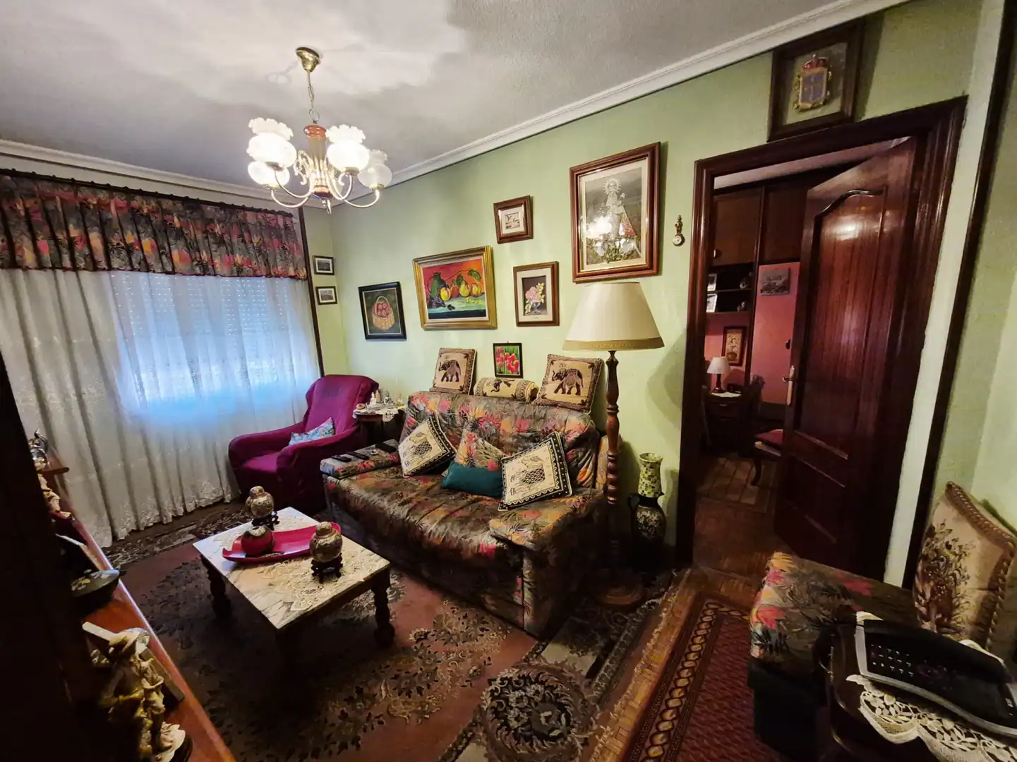 Sala de estar de Piso en venta en Avilés con Calefacción y Trastero