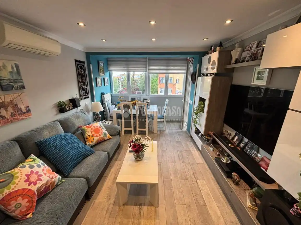 Sala de estar de Piso en venta en Madrid