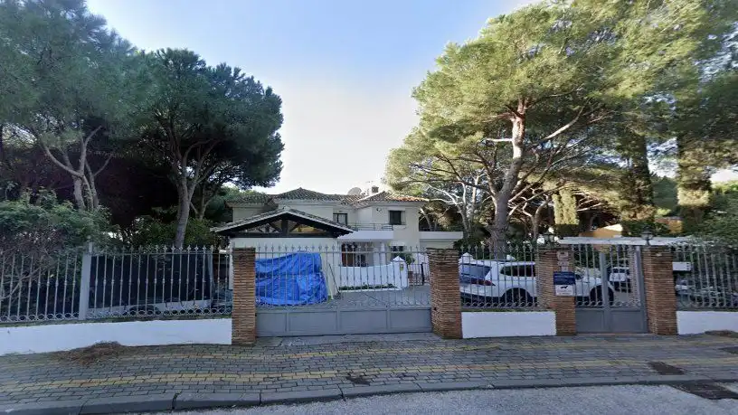 Vista exterior de Piso en venta en Marbella