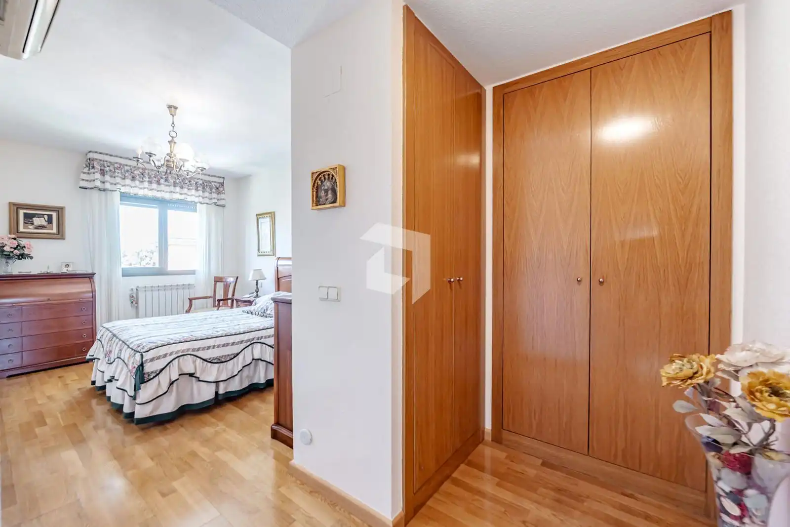 Habitación de Ático en venta en Pozuelo de Alarcón con Aire acondicionado, Calefacción y Terraza